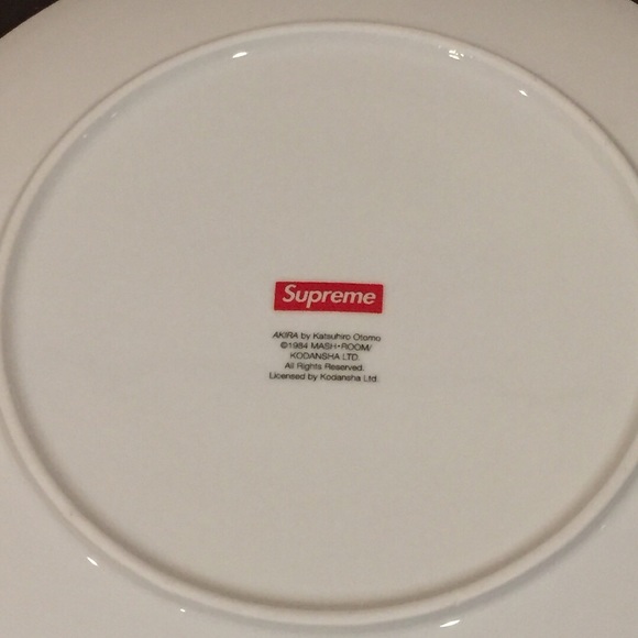 Supreme/ Akaria Pill Ceramic Plate - Picture 4 of 4